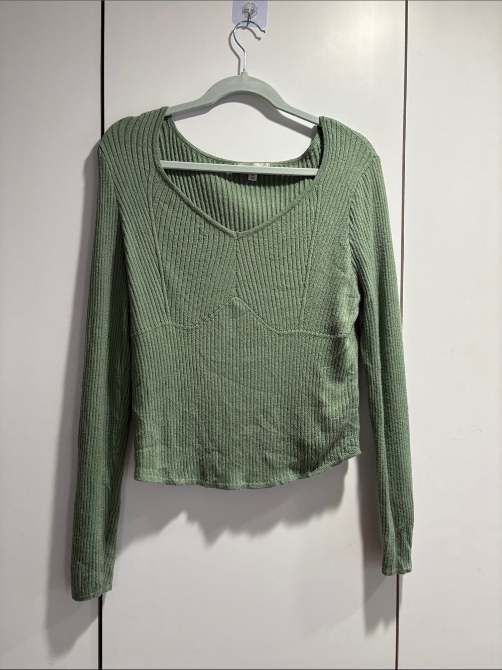 Francesca's Collections Ribbed V-Neck Long Sleeve Top - Sage